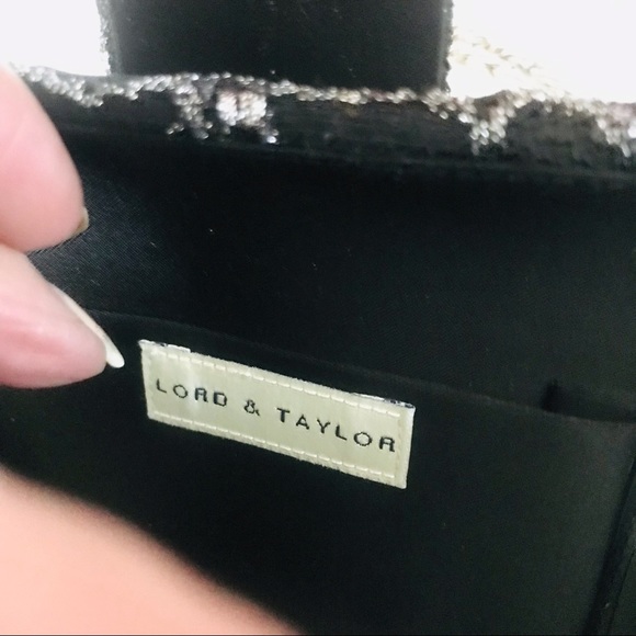 Lord & Taylor Evening bag Elegant Black with Silver Marbling and Silver Chain - Picture 6 of 6